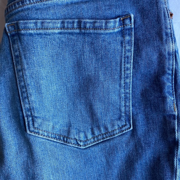 Old Navy high rise straight jeans size 6 - Picture 2 of 4